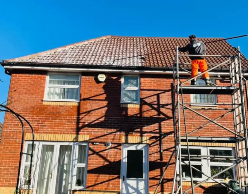 what is softwash roof cleaning